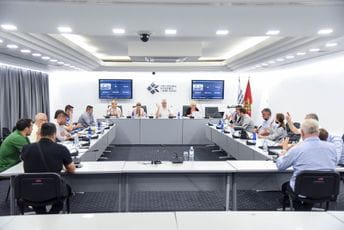 Povećanja cijena stočne hrane ugrožava poljoprivredne proizvođače Povećanja cijena stočne hrane ugrožava poljoprivredne proizvođače