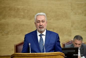 Krivokapić: Očekujem da će 2024. godine Crna Gora biti članica EU Krivokapić: Očekujem da će 2024. godine Crna Gora biti članica EU