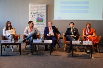 RE učenicima potrebna podrška države RE učenicima potrebna podrška države