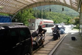 Na Debelom brijegu još nema gužvi, Sitnica najprometnija Na Debelom brijegu još nema gužvi, Sitnica najprometnija