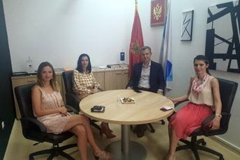 Podrška rukovodstva UCG inicijativi za osnivanje Instituta za urbanizam i arhitekturu Podrška rukovodstva UCG inicijativi za osnivanje Instituta za urbanizam i arhitekturu