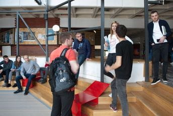 Prvog dana elektronskog upisa Univerziteta Crne Gore prijavilo se 2.664 kandidata Prvog dana elektronskog upisa Univerziteta Crne Gore prijavilo se 2.664 kandidata