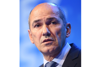 Janša: Prihvatanje onih koji bježe iz Avganistana nije dužnost Slovenije niti EU Janša: Prihvatanje onih koji bježe iz Avganistana nije dužnost Slovenije niti EU