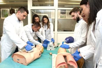 Prijemni ispiti za Medicinu i Stomatologiju 6. jula Prijemni ispiti za Medicinu i Stomatologiju 6. jula