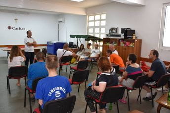 Karitas: Počela realizacija projekta "Laudato si - Sačuvajmo okolinu" Karitas: Počela realizacija projekta "Laudato si - Sačuvajmo okolinu"