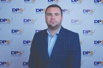 Gvozdenović: Carević izgubio mandat Gvozdenović: Carević izgubio mandat