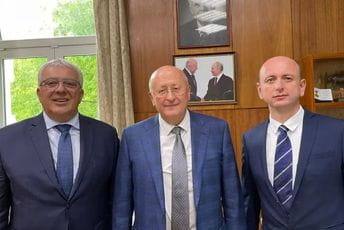 Sputnjik V bezbjedna vakcina Sputnjik V bezbjedna vakcina