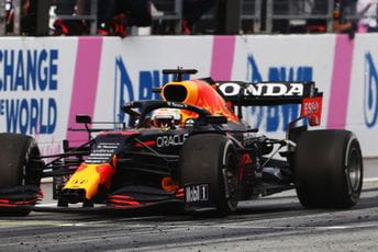 Nastavlja se dominacija Maksa Ferstapena, slavio i u trci za Veliku nagradu Austrije Nastavlja se dominacija Maksa Ferstapena, slavio i u trci za Veliku nagradu Austrije