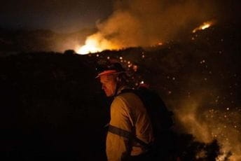 Paklenih 49,6 u Kanadi: Buknulo na stotine požara Paklenih 49,6 u Kanadi: Buknulo na stotine požara