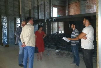 Vuković: Gradsko pozorište biće završeno do kraja godine Vuković: Gradsko pozorište biće završeno do kraja godine