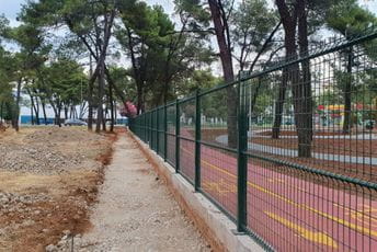 Podgorica: Pješačka staza u Tološkoj šumi Podgorica: Pješačka staza u Tološkoj šumi