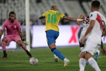 Brazilci se provukli do finala, Peruanci imaju za čim da žale Brazilci se provukli do finala, Peruanci imaju za čim da žale