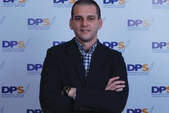 Janković: Gorivo poskupljuje, cijene rastu, a žestoki kritičari bivše Vlade zaćutali od kad su na vlasti Janković: Gorivo poskupljuje, cijene rastu, a žestoki kritičari bivše Vlade zaćutali od kad su na vlasti