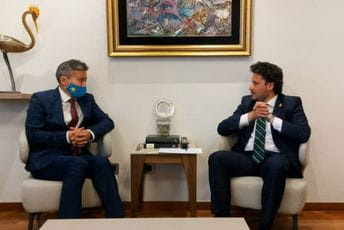 Abazović: Do kraja sezone dolazi 40.000 turista iz Kazahstana Abazović: Do kraja sezone dolazi 40.000 turista iz Kazahstana