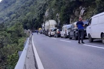 Šleper iskliznuo kod Dromire, nema povrijeđenih Šleper iskliznuo kod Dromire, nema povrijeđenih