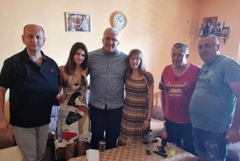 Mandić i Knežević: Zbog slučaja Jovanovića da se stidi Vlada Mandić i Knežević: Zbog slučaja Jovanovića da se stidi Vlada