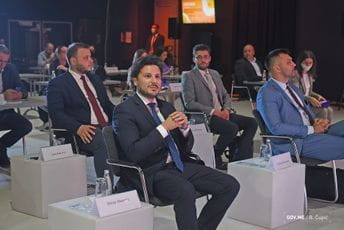 Abazović: Iza nacionalizma uvijek stoji kriminal i korupcija, živimo za viziju evropskog regiona Abazović: Iza nacionalizma uvijek stoji kriminal i korupcija, živimo za viziju evropskog regiona