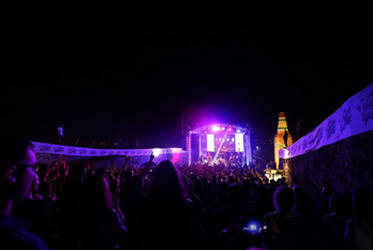 Amira Medunjanin i Senidah na Bedem festu Amira Medunjanin i Senidah na Bedem festu