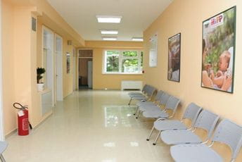 (VIDEO) Podgoričanin prijavio policiji da je radnik obezbjeđenja Doma zdravlja pretukao njegovu suprugu (VIDEO) Podgoričanin prijavio policiji da je radnik obezbjeđenja Doma zdravlja pretukao njegovu suprugu