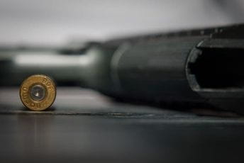 Pucao iz pištolja pa se predao policiji Pucao iz pištolja pa se predao policiji