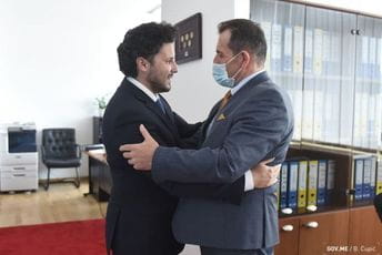 Cikotić Abazoviću: Usvajanje Rezolucije je hrabar i dugoročno koristan potez Cikotić Abazoviću: Usvajanje Rezolucije je hrabar i dugoročno koristan potez