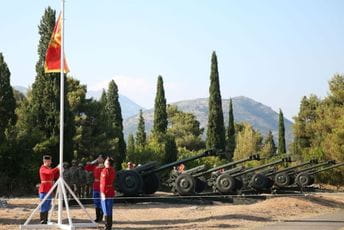 Počasna artiljerijska paljba u Podgorici povodom Dana pobjede Ilustracija