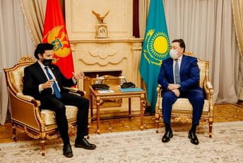 Abazović sa premijerom Kazahstana: Otvorili smo potpuno novo tržište za Crnu Goru Abazović sa premijerom Kazahstana: Otvorili smo potpuno novo tržište za Crnu Goru