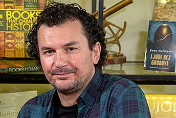 Enes Halilović sjutra na Grad teatru Enes Halilović sjutra na Grad teatru