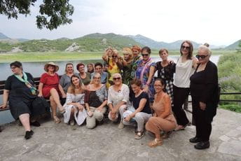 Članice Foruma žena SDP povodom 13. jula organizovale druženje na Rijeci Crnojevića Članice Foruma žena SDP povodom 13. jula organizovale druženje na Rijeci Crnojevića