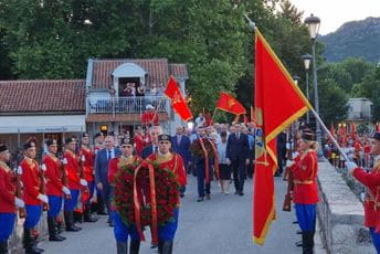 Vuković: Ponosni na pretke, dostojanstveno smo proslavili 13. jul Vuković: Ponosni na pretke, dostojanstveno smo proslavili 13. jul