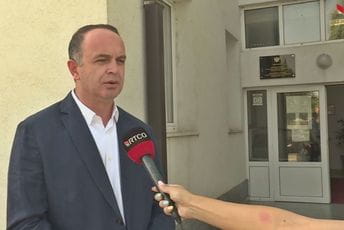 U Tuzima uskoro čipsara, tržni centar... U Tuzima uskoro čipsara, tržni centar...