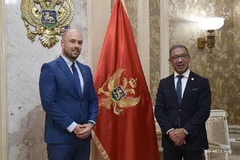 Radulović- Pačeko: Želimo svijet u kojem smo na usluzi građanima Radulović- Pačeko: Želimo svijet u kojem smo na usluzi građanima