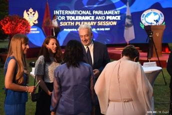 Krivokapić: Potvrdili smo da sa međunarodnim partnerima dijelimo iste vrijednosti i ciljeve Krivokapić: Potvrdili smo da sa međunarodnim partnerima dijelimo iste vrijednosti i ciljeve