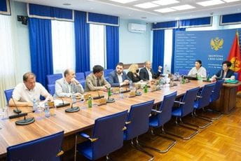 Ustavni sud do daljnjeg u krnjem sastavu Sa sjednice Ustavnog odbora