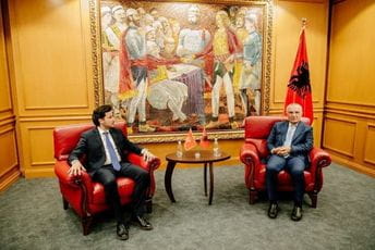 Abazović: Odnosima na Balkanu dati podstrek oslobođen bremena prošlosti Abazović i Meta