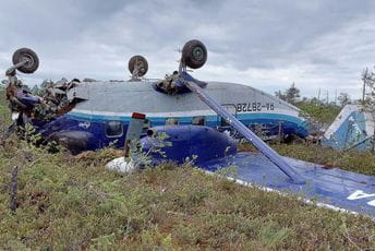 Nestali ruski putnički avion prinudno sletio, nema ozbiljnije povrijeđenih Nestali ruski putnički avion prinudno sletio, nema ozbiljnije povrijeđenih