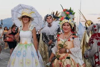 Noć obojena tradicijom sa modernim prizvukom Noć obojena tradicijom sa modernim prizvukom