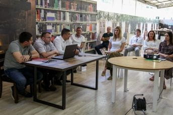 Predstavljen projekat rekonstrukcije Doma starih u Risnu Predstavljen projekat rekonstrukcije Doma starih u Risnu