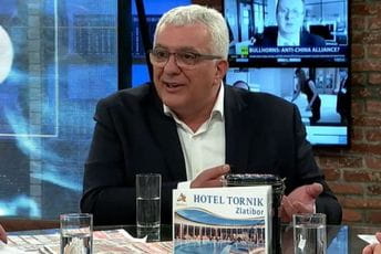 Mandić u Beogradu: Već radimo na ostvarenju "srpskog sveta" Mandić u Beogradu: Već radimo na ostvarenju "srpskog sveta"