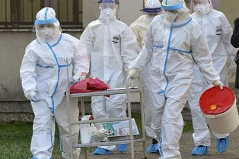 Ivić: Pod hitno zabraniti sve masovne događaje, već smo u četvrtom talasu Ivić: Pod hitno zabraniti sve masovne događaje, već smo u četvrtom talasu