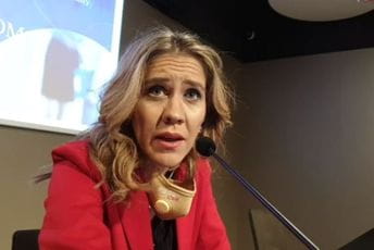 Bratić nezakonito smijenila i direktora škole u Rožajama? Bratić nezakonito smijenila i direktora škole u Rožajama?