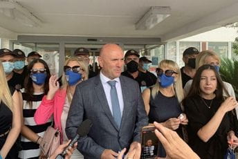 DF Budva: Carević se zalaže da se svakome vrati ono što su im bivši režimi oduzeli DF Budva: Carević se zalaže da se svakome vrati ono što su im bivši režimi oduzeli