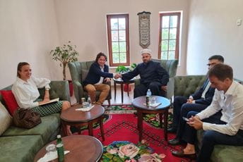 Sekulović čestitao Kurban Bajram: Svi bi trebalo da damo doprinos promociji tolerancije Sekulović čestitao Kurban Bajram: Svi bi trebalo da damo doprinos promociji tolerancije