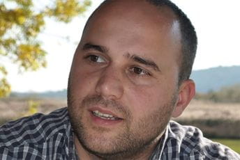 Radoman: Profesore, ti ne ugoneta Radoman: Profesore, ti ne ugoneta