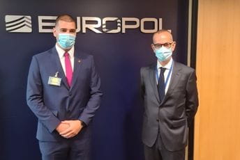 Milošević u Briselu i Hagu: Evropski partneri konstatuju napredak Crne Gore u prevenciji ekstremizma Milošević u Briselu i Hagu: Evropski partneri konstatuju napredak Crne Gore u prevenciji ekstremizma