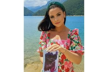 Zbirka poezije "Mojoj najbližoj daljini" predstavljena u Plužinama Zbirka poezije "Mojoj najbližoj daljini" predstavljena u Plužinama