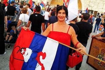 Višnjić: Bilo bi poštenije da Bratić nije ćutala, neistomišljenici pokušali da me diskredituju Višnjić: Bilo bi poštenije da Bratić nije ćutala, neistomišljenici pokušali da me diskredituju