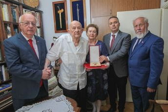 Branku Mamuli Orden crnogorske zastave prvog stepena Branku Mamuli Orden crnogorske zastave prvog stepena