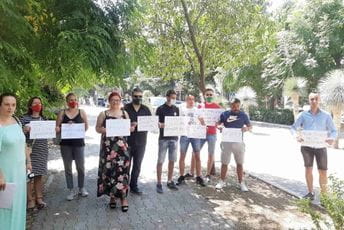 Miličković: Đurović bio pristojno obučen, prisustvo grba Crne Gore nije trebalo barske policajce da isprovocira Miličković: Đurović bio pristojno obučen, prisustvo grba Crne Gore nije trebalo barske policajce da isprovocira