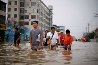 Broj poginulih u poplavama u Kini porastao na 51 Broj poginulih u poplavama u Kini porastao na 51